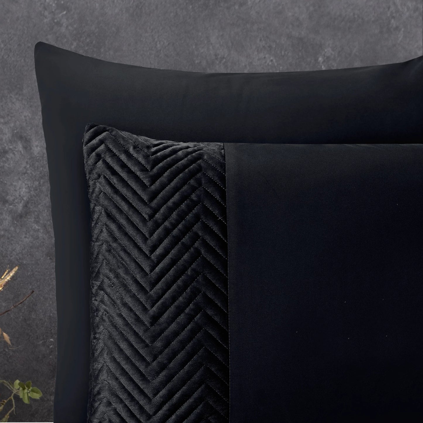 Velvet Crossline Zwart Dekbedovertrek