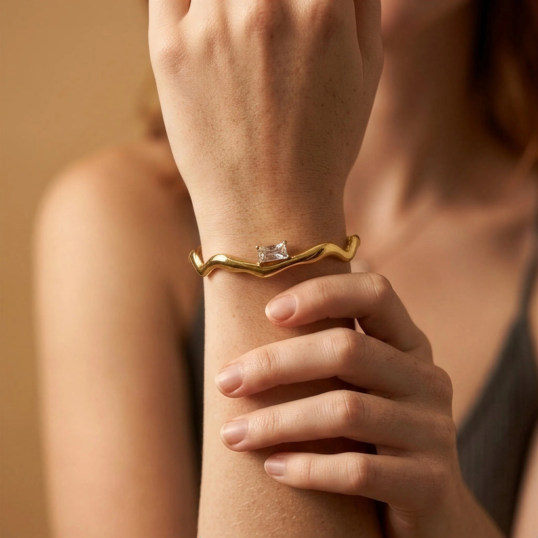Luna Cuff