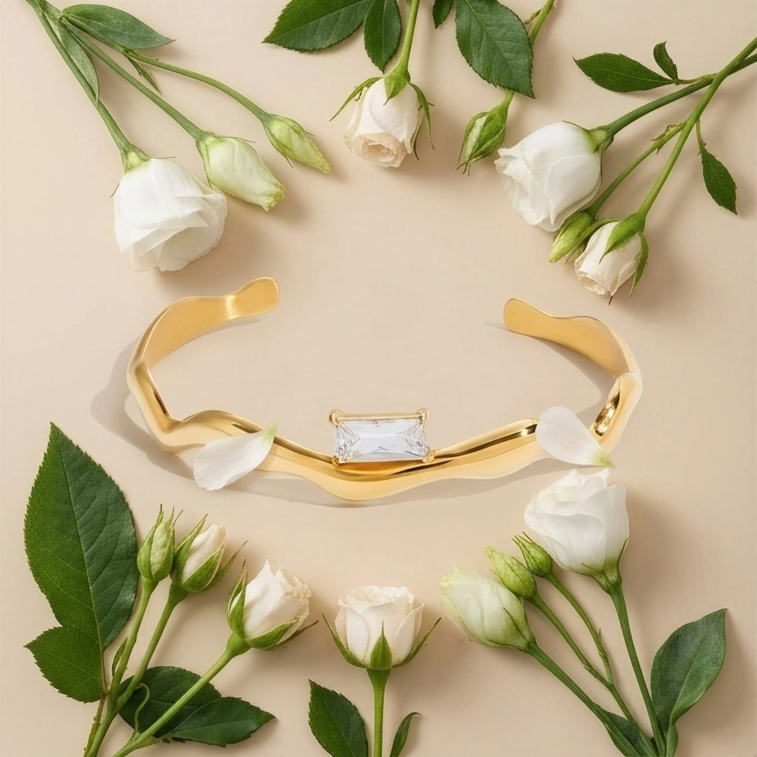 Luna Cuff
