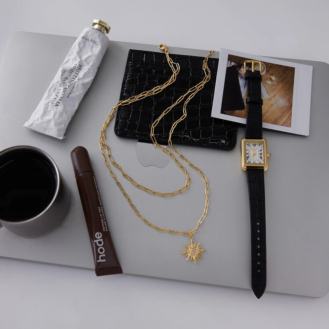 White Rhinestone Sun Pendant Necklace