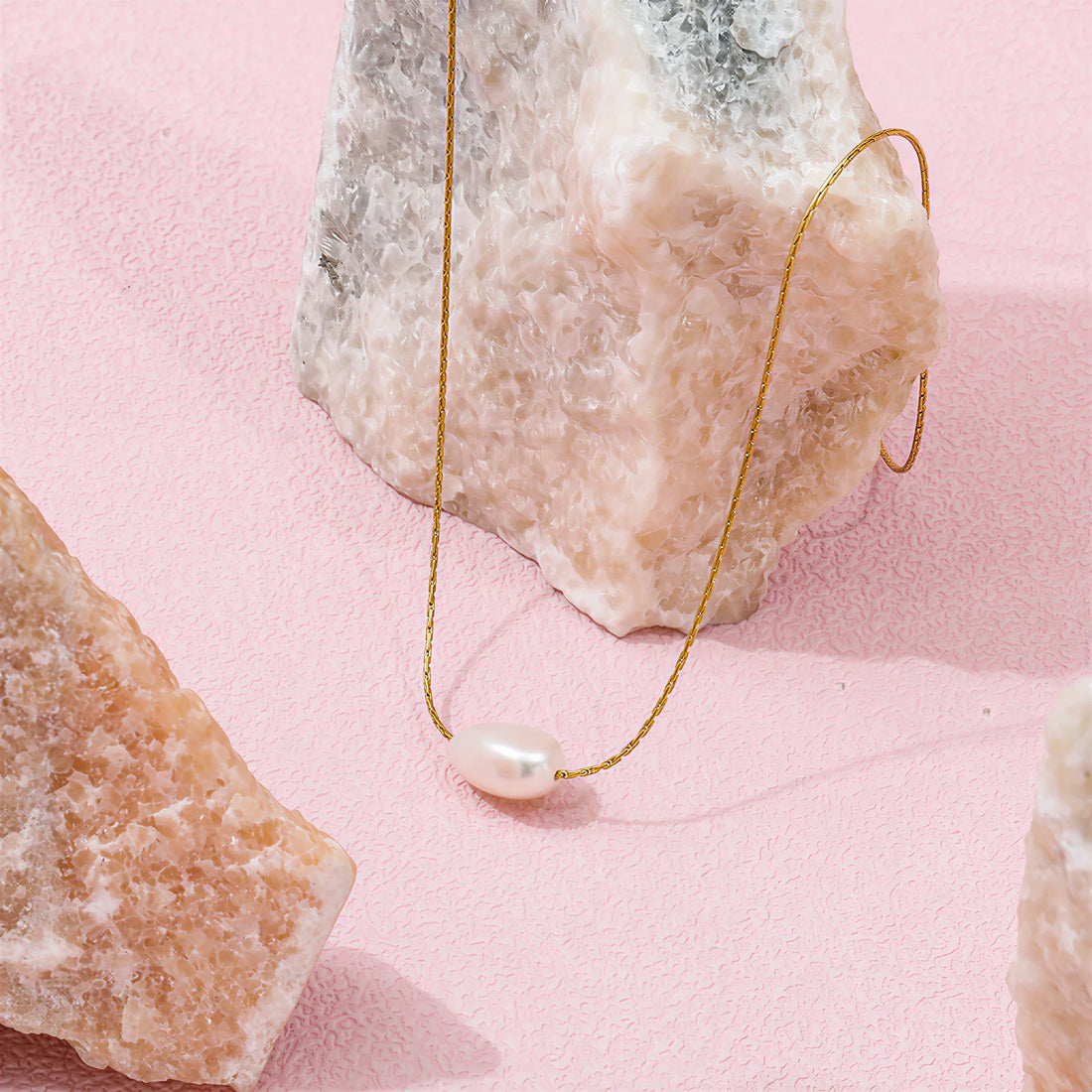 Floating Pearl Necklace