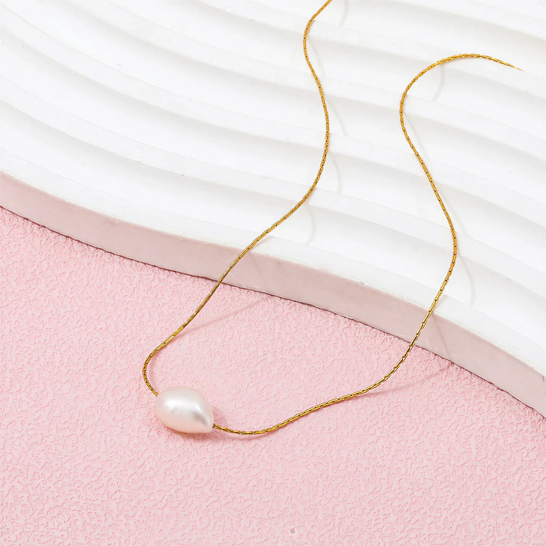 Floating Pearl Necklace