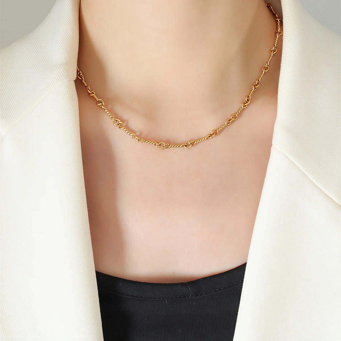 Twisted Knot Chain Necklace